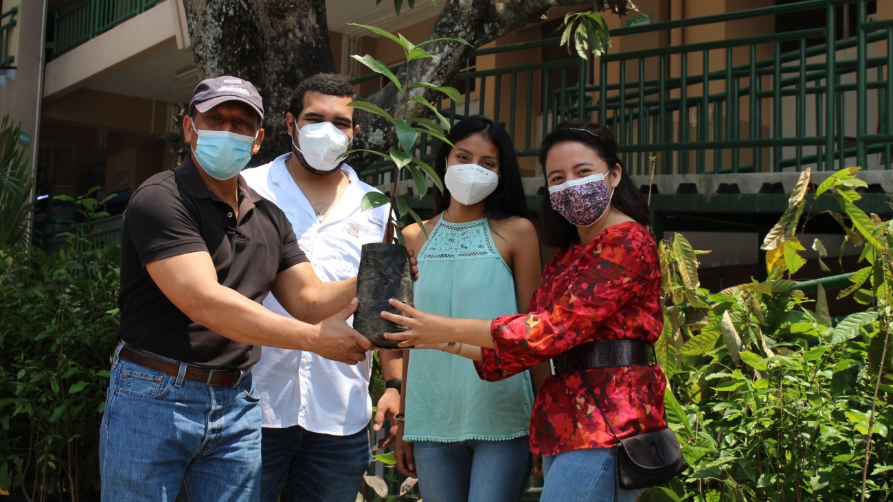Campana-Reforestacion-ECO-2030-UEES-scaled